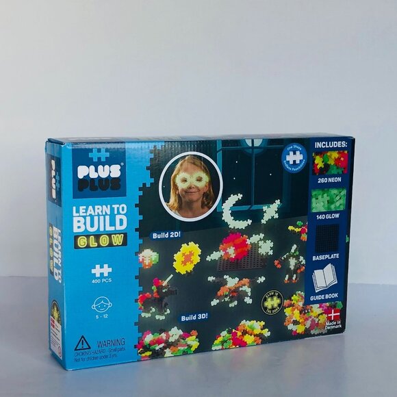 Plus Plus - Learn to Build Set Glow in The Dark - 400 Pieces Age 5 - Picture 15 of 16